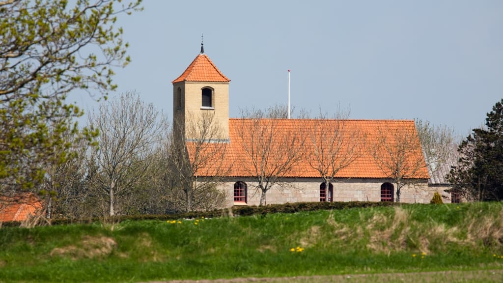 Skræm Church, Fjerritslev